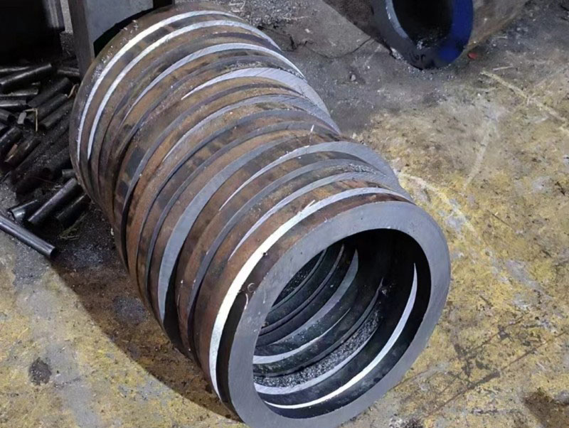 南岳30CrMo无缝钢管切割