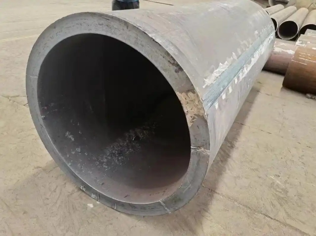 南岳30CrMo大口径无缝钢管